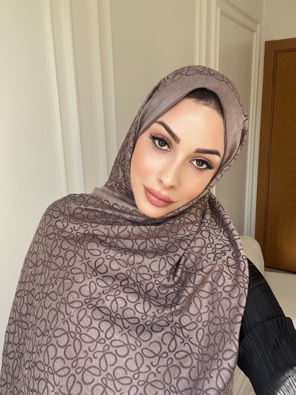 L Desen Yün İpek Şal