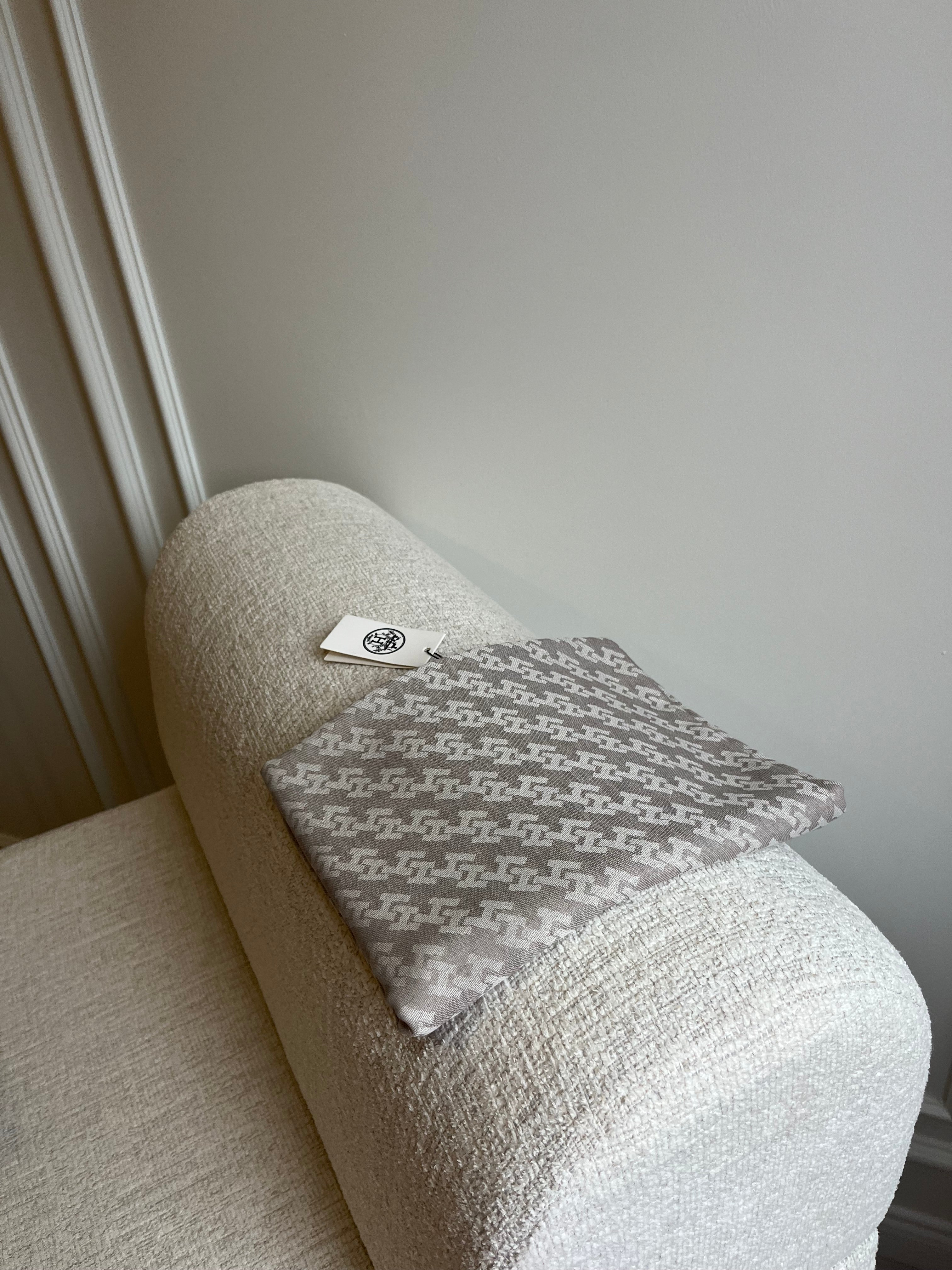 H Desen Yün İpek Şal