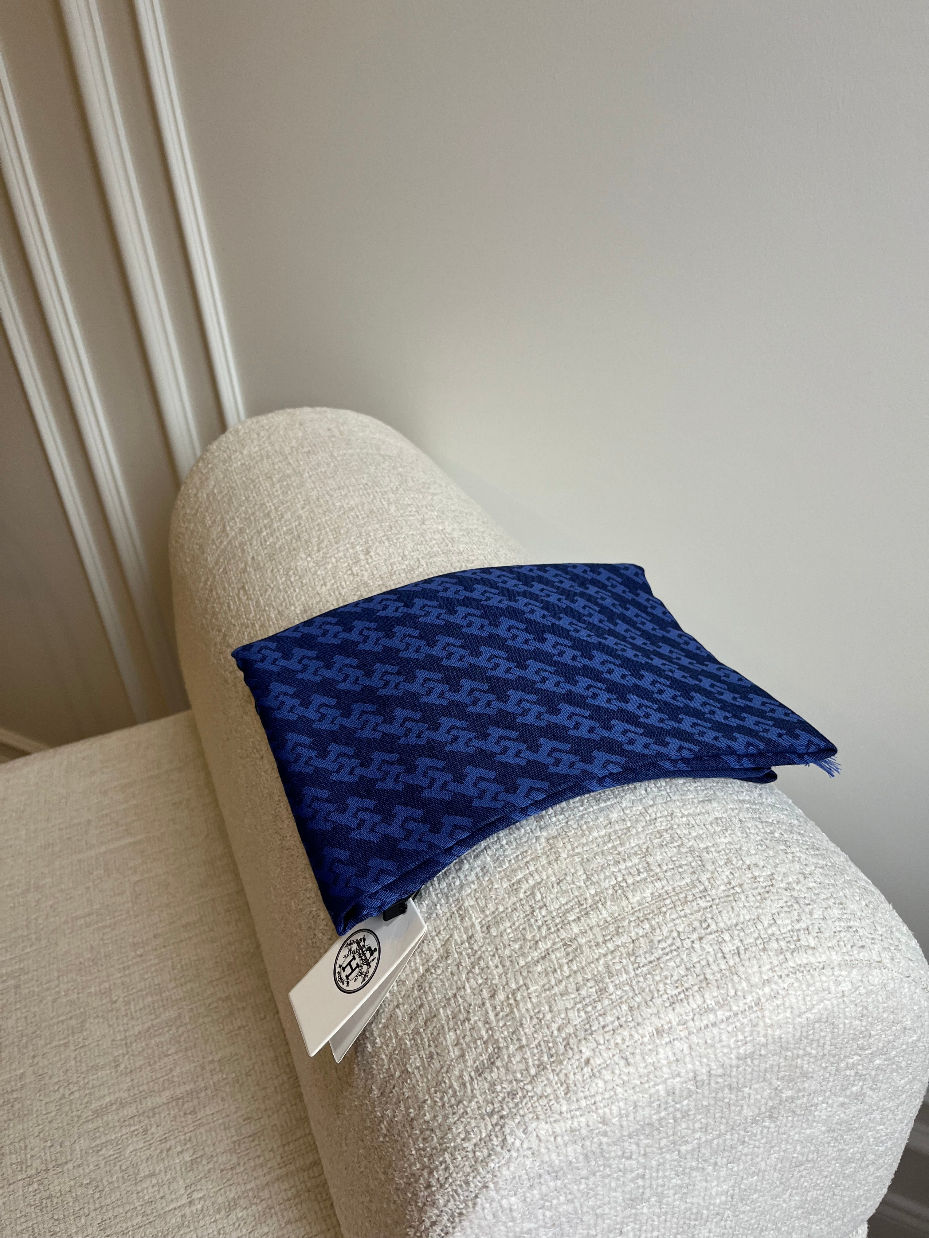 H Desen Yün İpek Şal